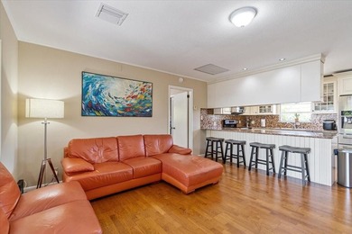 Experience Florida Keys waterfront living in the heart of Big - photo 7