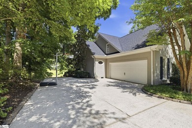 Welcome to this stunning brick home in sought-after Pebble Creek - photo 5