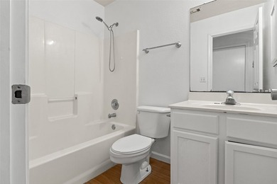 Welcome home to this beautifully maintained 4-bedroom, 2-bath - photo 11