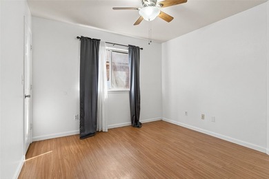 Welcome home to this beautifully maintained 4-bedroom, 2-bath - photo 12
