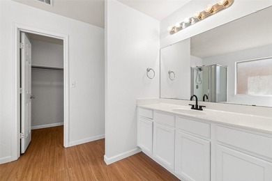 Welcome home to this beautifully maintained 4-bedroom, 2-bath - photo 20