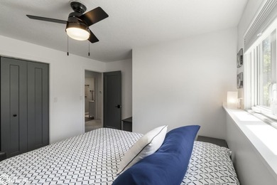 WARM AND INVITING! THIS BEAUTIFUL 3 BEDROOM IS FANTASTIC! A MUST - photo 24