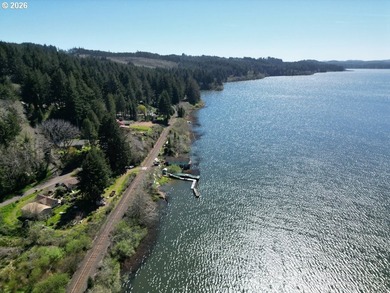 Tucked away in a peaceful, tree-filled setting, this 0.75-acre - photo 14