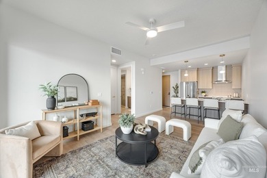 Open Weds & Sat 12-2! Residence 210 at The Murray - Discover - photo 8
