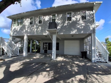 RARE OPPORTUNITY!!! Beautiful Suwannee, Florida home on Holiday - photo 11