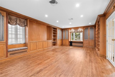 Welcome to 2 Hickory Hill, a classic expanded cape ideally - photo 11