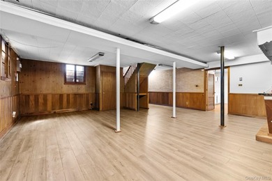 Welcome to 2 Hickory Hill, a classic expanded cape ideally - photo 20