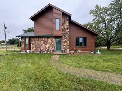 (private lake, pond, coastal) Home For Sale in Bethany Missouri