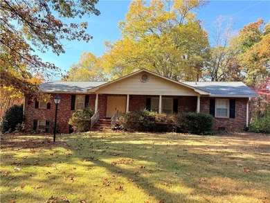 Lake Hartwell Home Active Under Contract in Pendleton South Carolina