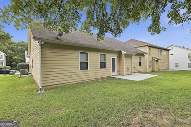 This 3 bedroom 2 bathroom ranch home is move in ready and priced - photo 33