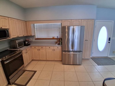 RARE OPPORTUNITY!!! Beautiful Suwannee, Florida home on Holiday - photo 40