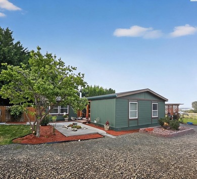 MLS# 294795 Two shops, a barn, an established mini orchard - photo 1