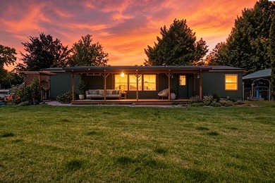 MLS# 294795 Two shops, a barn, an established mini orchard - photo 3