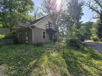 Lake Home For Sale in Mammoth Spring, Arkansas