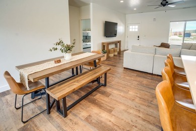 Sold Turnkey, fully furnished short-term rental just steps from - photo 13