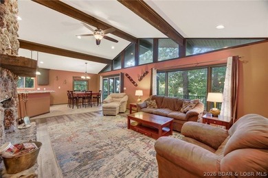 Experience the best of Lake of the Ozarks living in this - photo 5