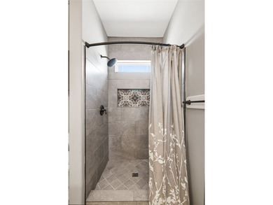 PRIME LOCATION! BEACH & GULF VIEW TOWNHOME DIRECTLY ACROSS FROM - photo 19