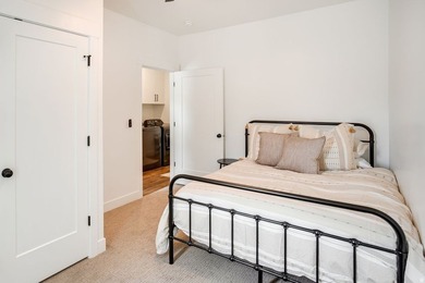 Sold Turnkey, fully furnished short-term rental just steps from - photo 20