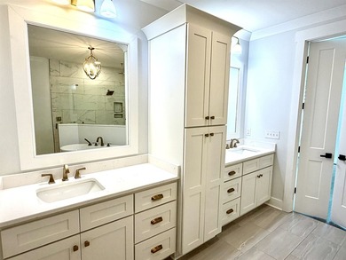 Welcome home to your beautiful custom built home with 92' of - photo 21
