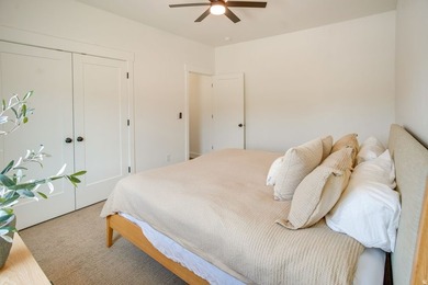 Sold Turnkey, fully furnished short-term rental just steps from - photo 23