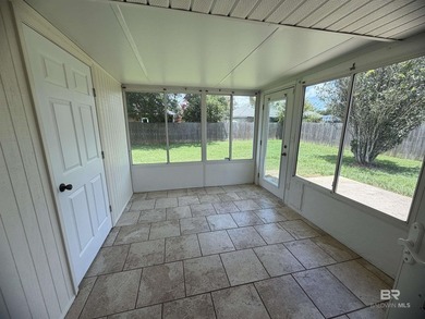 Privacy, Space, Corner Lot, Large Fenced Back Yard, Glassed - photo 28