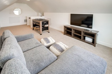 Sold Turnkey, fully furnished short-term rental just steps from - photo 28