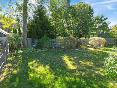Smart, tidy and ready for you to move in! Positioned on a - photo 29