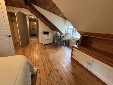 Charming and cozy, yet spacious antique cape with 3-4 bedrooms - photo 34