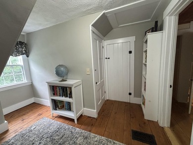 Charming and cozy, yet spacious antique cape with 3-4 bedrooms - photo 37