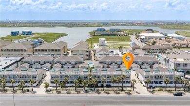 PRIME LOCATION! BEACH & GULF VIEW TOWNHOME DIRECTLY ACROSS FROM - photo 38