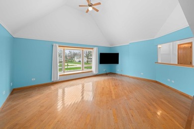 537 Erma Drive is a sprawling ranch home located within the - photo 8