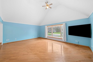 537 Erma Drive is a sprawling ranch home located within the - photo 9