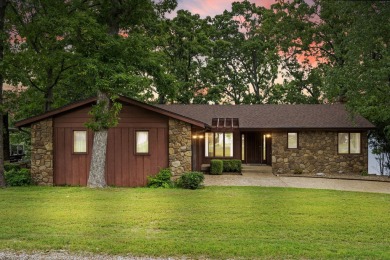 Lake Home For Sale in Blue Eye, Missouri