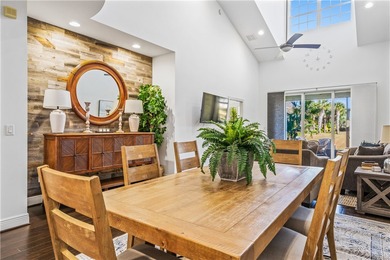 (private lake, pond, coastal) Townhome/Townhouse For Sale in Vero Beach Florida