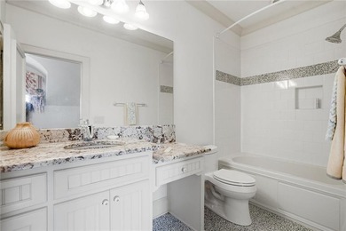 Perfectly positioned within the prestigious gated golf community - photo 25