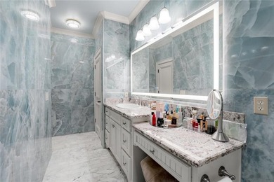 Perfectly positioned within the prestigious gated golf community - photo 29