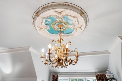 Perfectly positioned within the prestigious gated golf community - photo 30