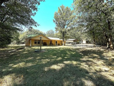 Cottage in the woods! Here is a wonderful opportunity for anyone - Lake Home For Sale in Scroggins, Texas