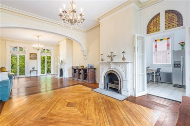 Enter inside one of New York City's most extraordinary - photo 4