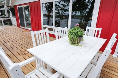 For over 50 years, the iconic red house on Smith's Bay has been - photo 10