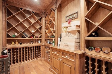 Perfectly positioned within the prestigious gated golf community - photo 44