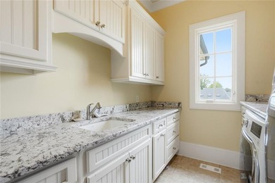 Perfectly positioned within the prestigious gated golf community - photo 47