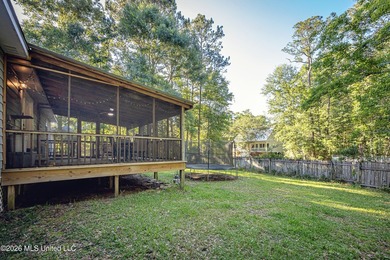 Adorable and well maintained home in the desirable golf - photo 48