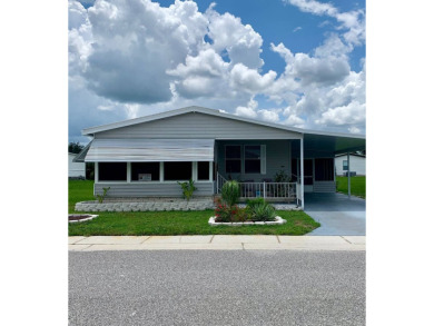 (private lake, pond, creek) Home For Sale in Zephyrhills Florida