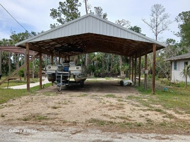 Suwannee River Lot For Sale in Suwannee Florida