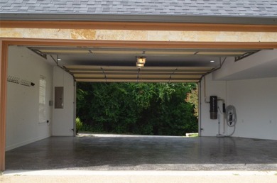 **Resort-style living awaits in this stunning Austin stone - photo 39