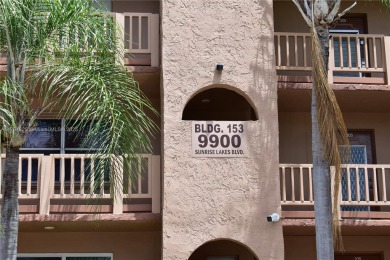Lake Condo For Sale in Sunrise, Florida