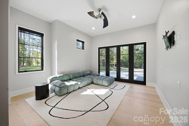 An award-winning contemporary residence set on approximately one - photo 18