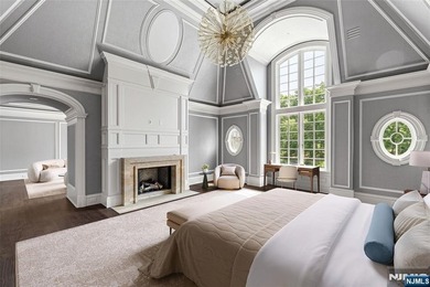 A newly completed interior renovation has transformed 10 Frick - photo 18