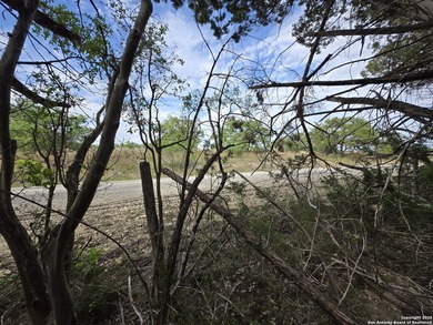 Come see this Texas Hill Country retreat in a neighborhood with - photo 21
